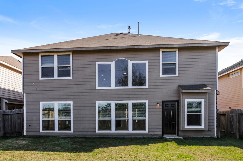 2,170/Mo, 8343 Broadleaf Ave Baytown, TX 77521 Rear View