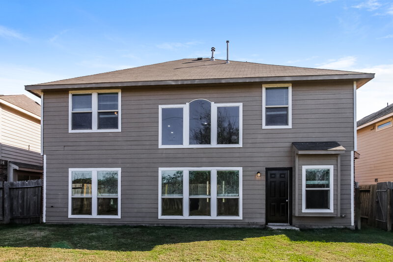 2,170/Mo, 8343 Broadleaf Ave Baytown, TX 77521 Rear View 2