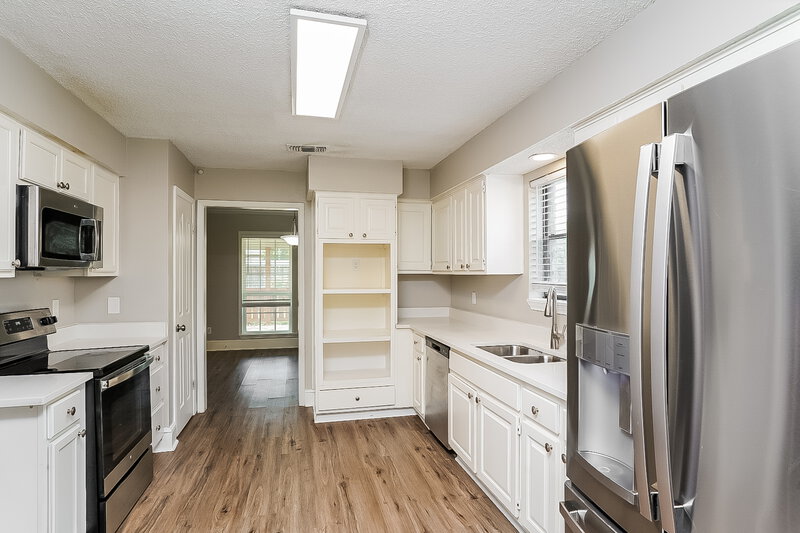 2,180/Mo, 19230 Relay Rd Humble, TX 77346 Kitchen View 2