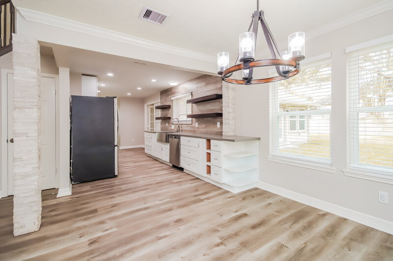 2,560/Mo, 1511 Pear Brook Trl Houston, TX 77062 Dining Room View