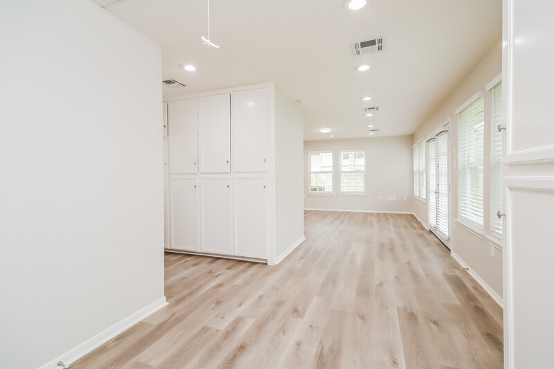 2,560/Mo, 1511 Pear Brook Trl Houston, TX 77062 Breakfast Nook View