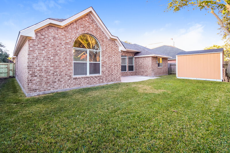 2,645/Mo, 2131 Emerald Cove Dr League City, TX 77573 Rear View
