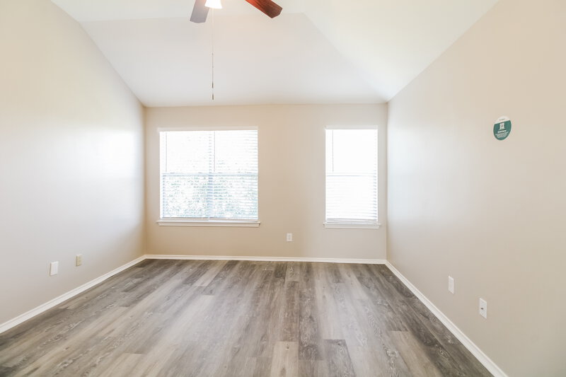 2,330/Mo, 3603 Parkshire Dr Pearland, TX 77584 Main Bedroom View 2