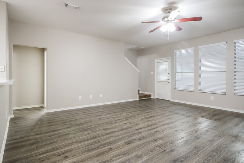 2,590/Mo, 12318 Landsdown Ridge Way Humble, TX 77346 Living Room View 2