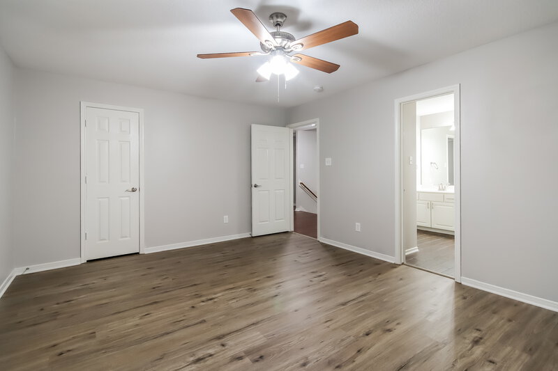 2,590/Mo, 12318 Landsdown Ridge Way Humble, TX 77346 Main Bedroom View