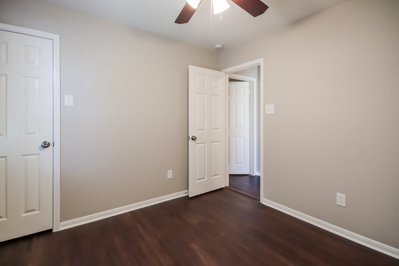 2,410/Mo, 5450 Peppermint Dr Baytown, TX 77521 Bedroom View 2