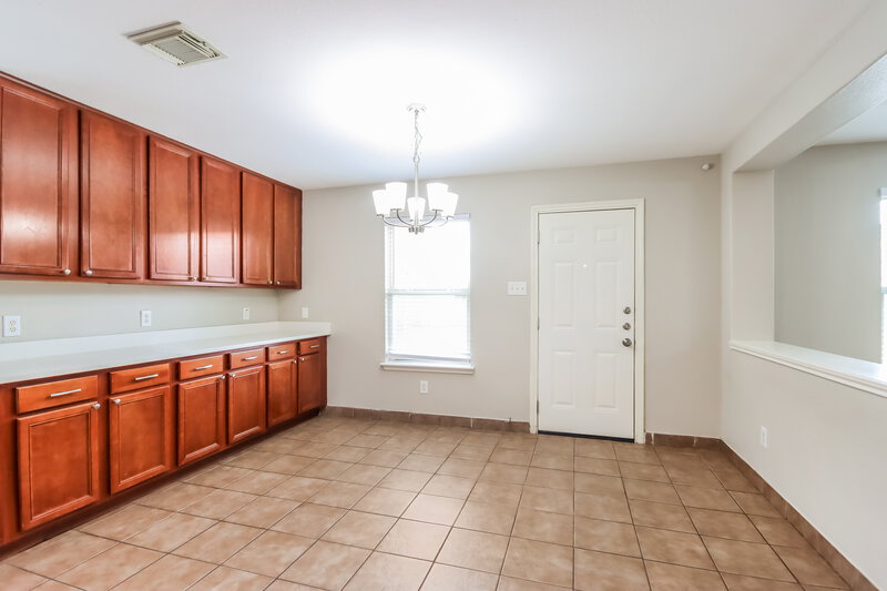 1,805/Mo, 29415 Legends Hill Dr Spring, TX 77386 Kitchen View