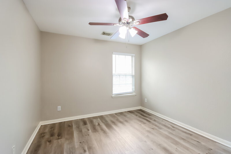 1,805/Mo, 29415 Legends Hill Dr Spring, TX 77386 Bedroom View