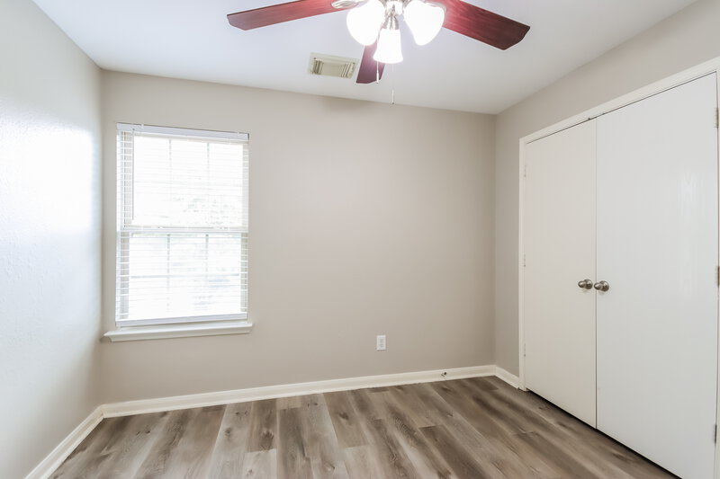 1,805/Mo, 29415 Legends Hill Dr Spring, TX 77386 Bedroom View 2