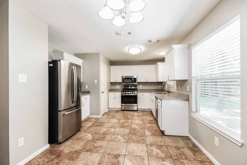 3,150/Mo, 7014 Hayden Dr Magnolia, TX 77354 Kitchen View