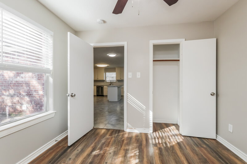 1,675/Mo, 16257 Sun View Ln Conroe, TX 77302 Bedroom View