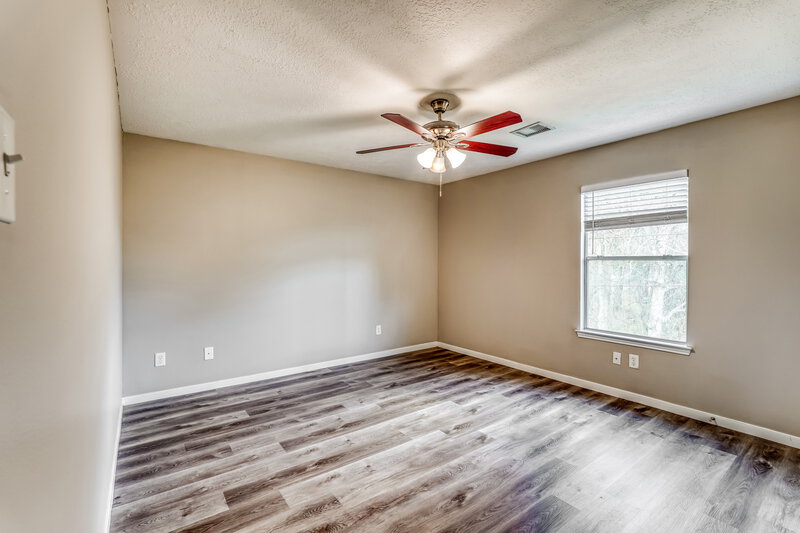 2,045/Mo, 21902 Willow Shadows Dr Tomball, TX 77375 Bedroom View