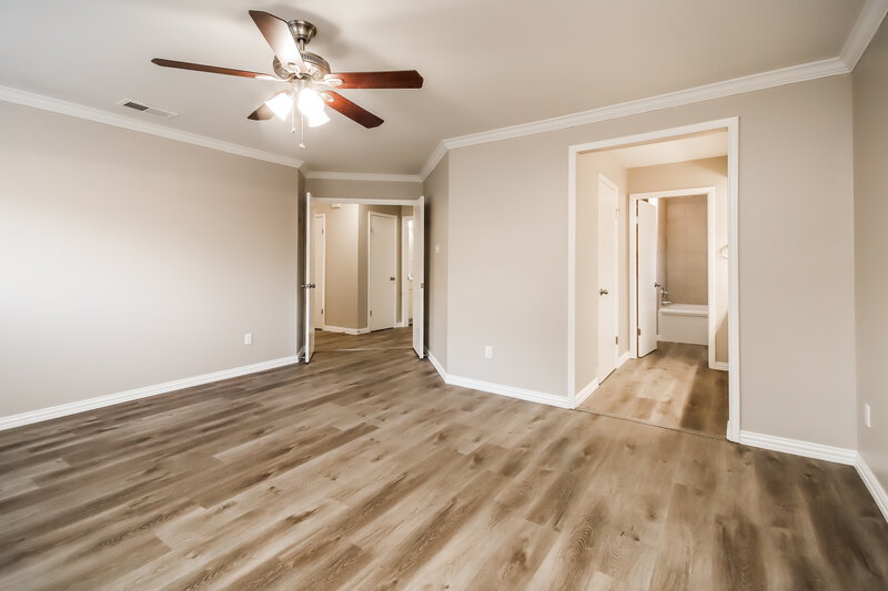2,305/Mo, 6806 Norvara Trl Spring, TX 77379 Main Bedroom View 2