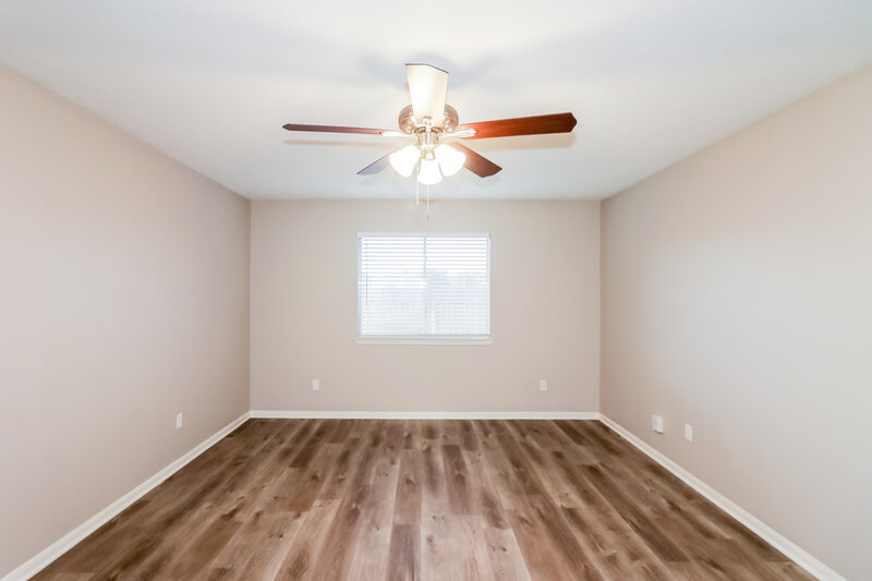 2,175/Mo, 4562 Buckleridge Rd Houston, TX 77053 Bedroom View