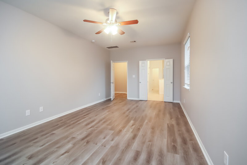 2,365/Mo, 12207 Golden Oasis Ln Humble, TX 77346 Main Bedroom View