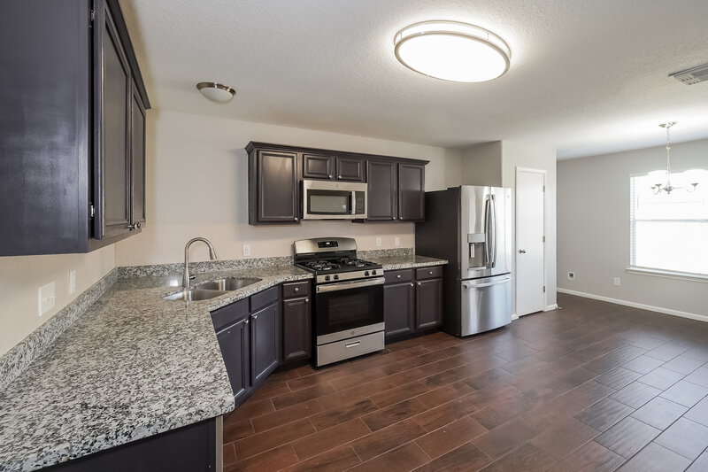2,265/Mo, 21018 Neva Ct Humble, TX 77338 Kitchen View 2