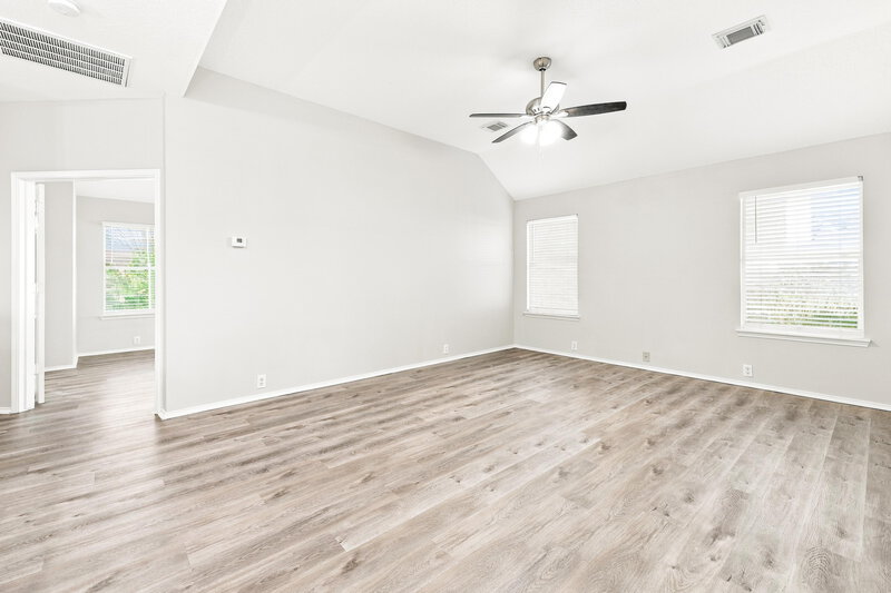 2,175/Mo, 11003 Sentry Ct Houston, TX 77065 Loft View