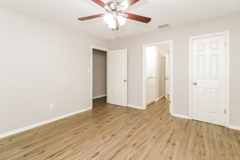 2,260/Mo, 1926 Topside Ct Crosby, TX 77532 Bedroom View 2
