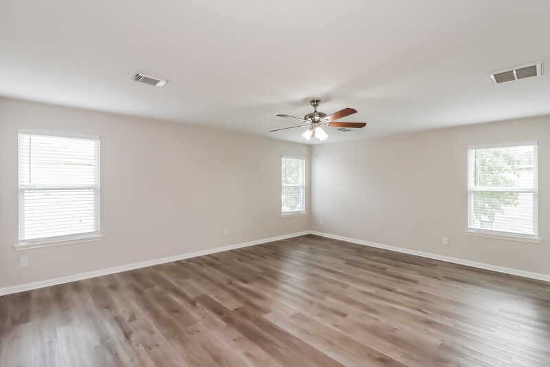 2,145/Mo, 6806 Oleander Grove Way Houston, TX 77049 Living Room View
