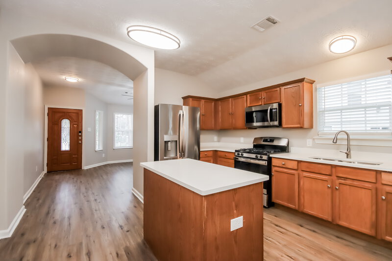 1,840/Mo, 5058 Willow Point Dr Conroe, TX 77303 Kitchen View 2