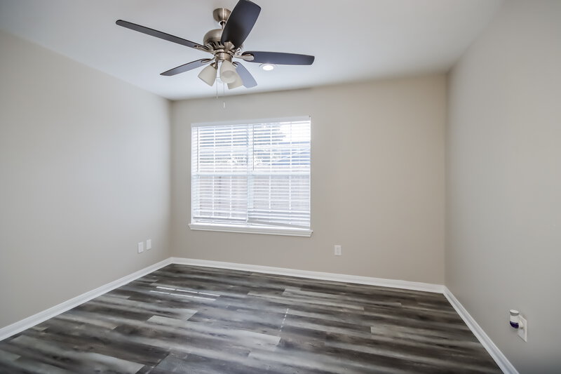 1,750/Mo, 6946 Gentle Breeze Dr Willis, TX 77318 Bedroom View 3
