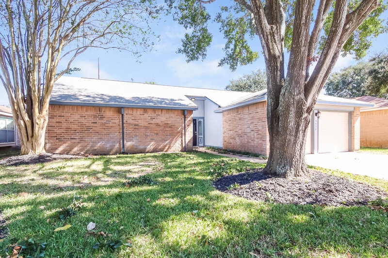 2,220/Mo, 2626 Morninglight Dr Houston, TX 77084 External View