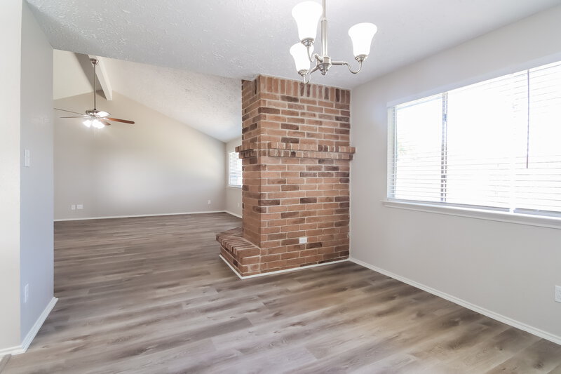 2,220/Mo, 2626 Morninglight Dr Houston, TX 77084 Dining Room View 2