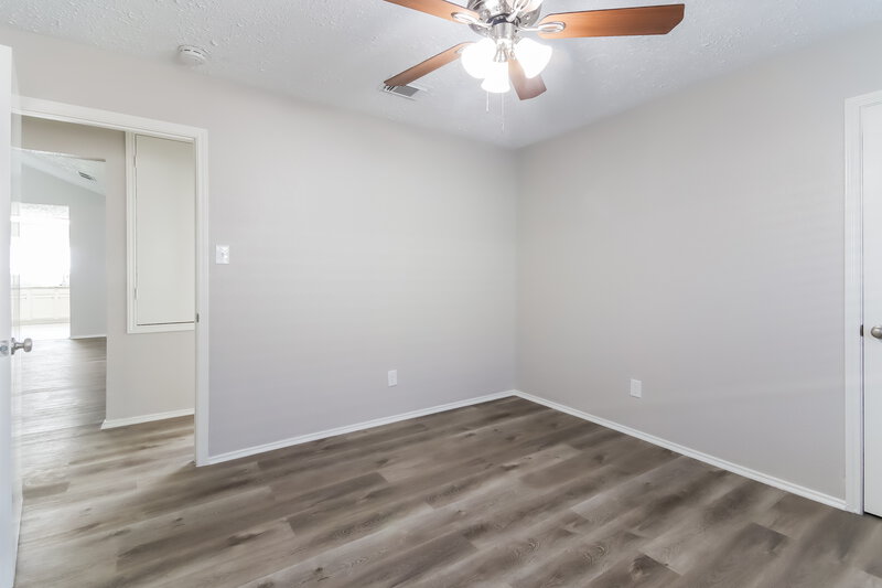 2,220/Mo, 2626 Morninglight Dr Houston, TX 77084 Bedroom View
