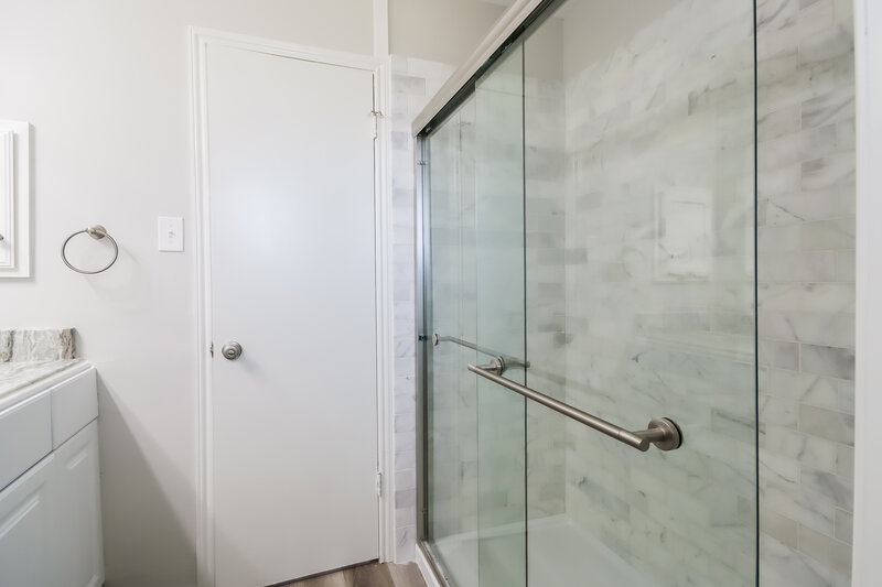 2,220/Mo, 2626 Morninglight Dr Houston, TX 77084 Bathroom View