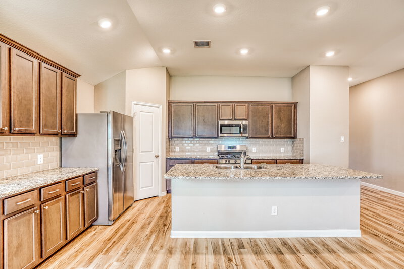 2,305/Mo, 24246 Palomino Sage Trl Katy, TX 77493 Kitchen View 2