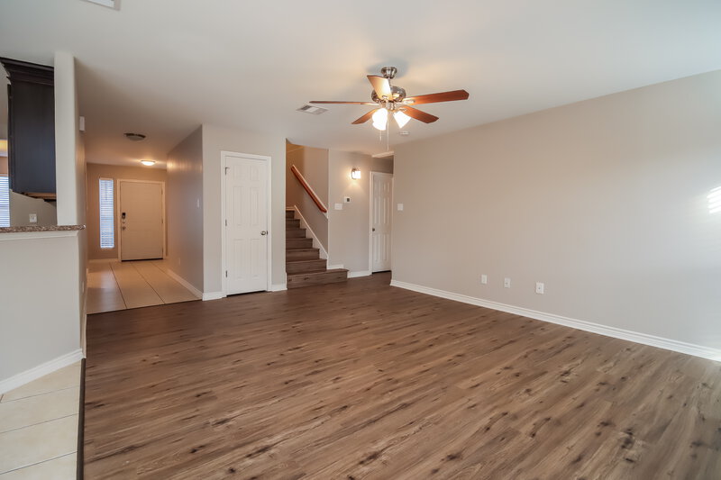 2,590/Mo, 5419 Rio Sabinas St Rosharon, TX 77583 Living Room View