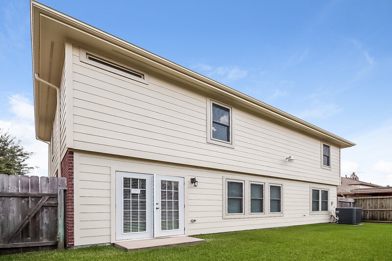 2,225/Mo, 16106 Chamomile Ct Houston, TX 77083 Rear View