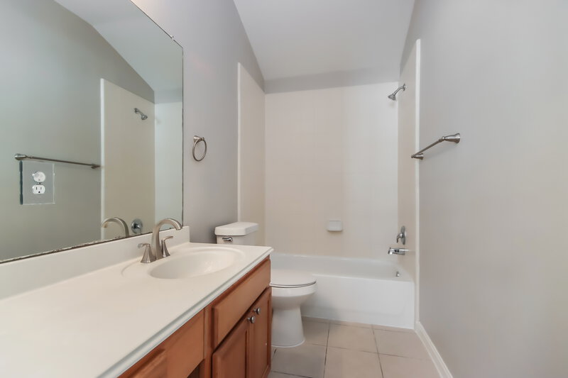 2,035/Mo, 31727 Forest Oak Park Ct Conroe, TX 77385 Bathroom View