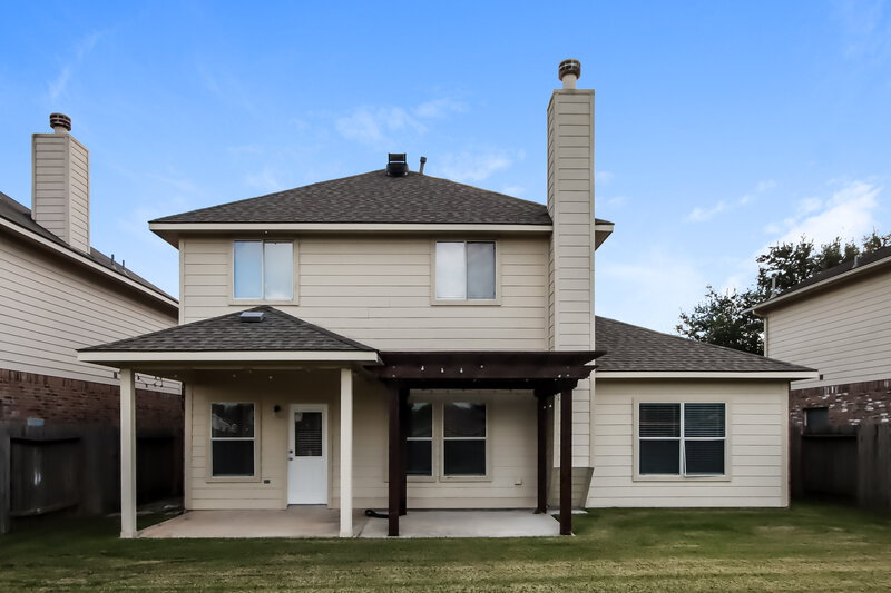 2,035/Mo, 31727 Forest Oak Park Ct Conroe, TX 77385 Rear View