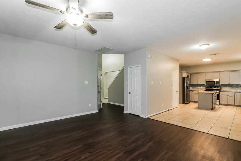 2,065/Mo, 20439 Westfield Estates Dr Katy, TX 77449 Living Room View 2