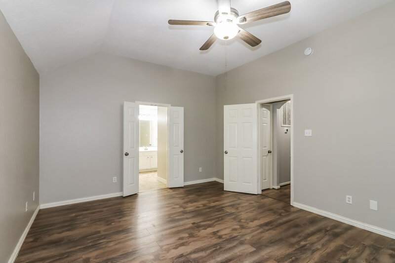 2,065/Mo, 20439 Westfield Estates Dr Katy, TX 77449 Main Bedroom View 2