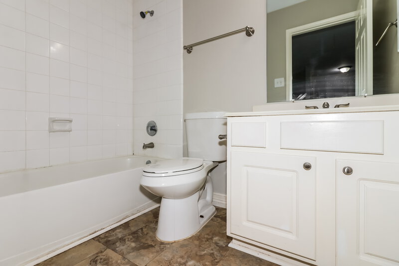 2,065/Mo, 20439 Westfield Estates Dr Katy, TX 77449 Bathroom View