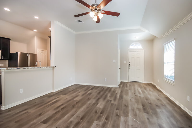 1,825/Mo, 2906 Old Draw Dr Humble, TX 77396 Living Room View 2