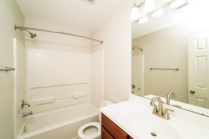 2,095/Mo, 28943 San Bernard River Loop Spring, TX 77386 Bathroom View