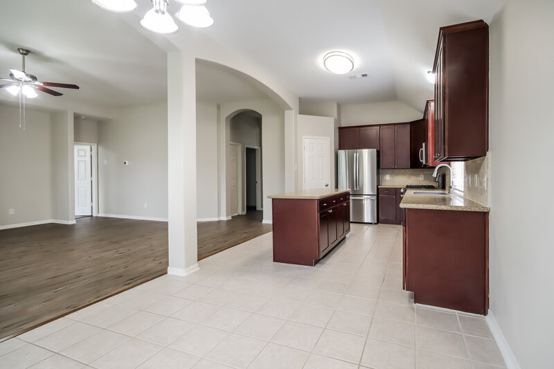 2,335/Mo, 14514 Red Mulberry Ln Houston, TX 77044 Breakfast Nook View