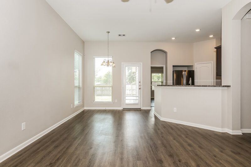 1,600/Mo, 131 Brocks Ln Montgomery, TX 77356 Dining Room View