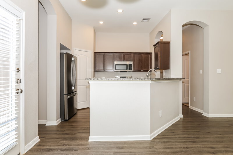 1,600/Mo, 131 Brocks Ln Montgomery, TX 77356 Kitchen View