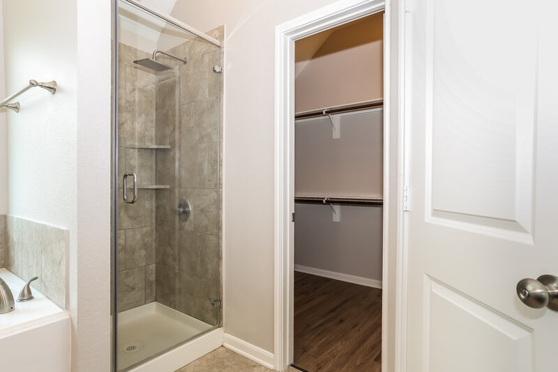 1,600/Mo, 131 Brocks Ln Montgomery, TX 77356 Main Bathroom View 2