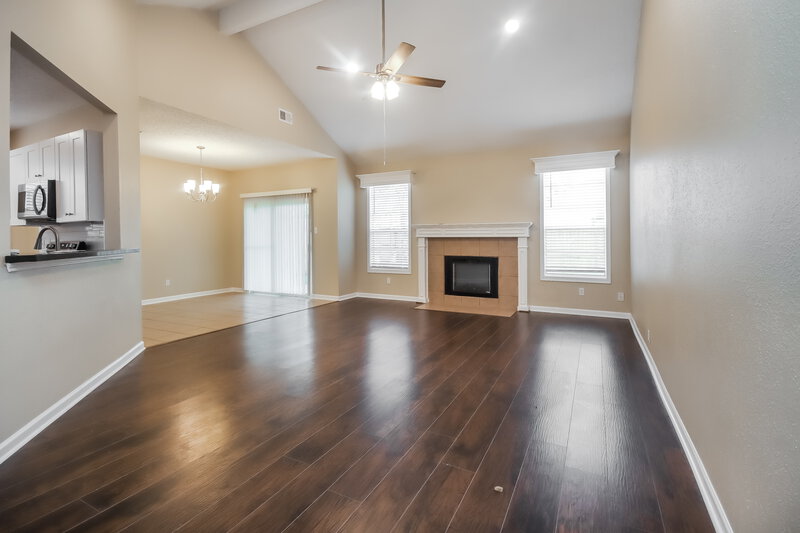 1,670/Mo, 3131 Ciderwood Dr Spring, TX 77373 Living Room View