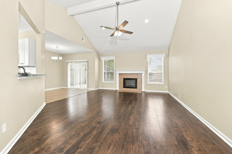 1,790/Mo, 3131 Ciderwood Dr Spring, TX 77373 Living Room View 2