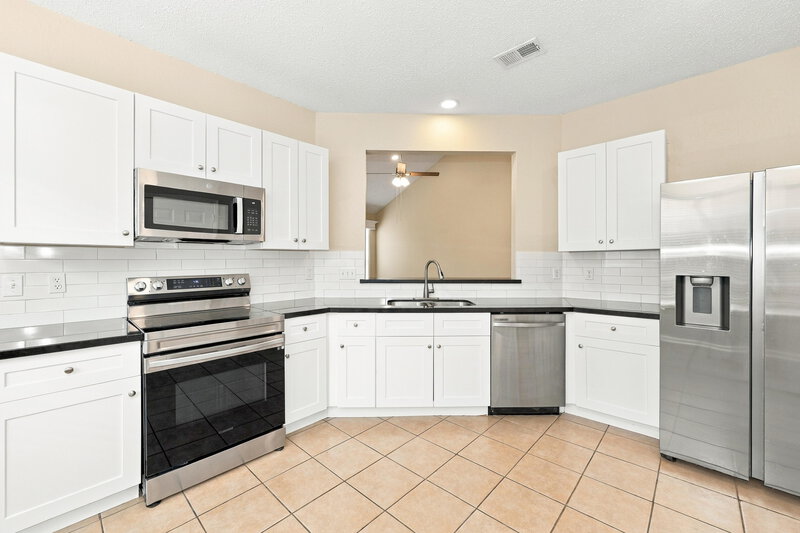 1,790/Mo, 3131 Ciderwood Dr Spring, TX 77373 Kitchen View 2