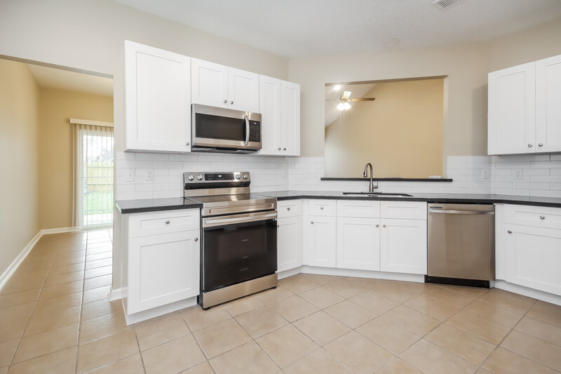 1,670/Mo, 3131 Ciderwood Dr Spring, TX 77373 Kitchen View 2