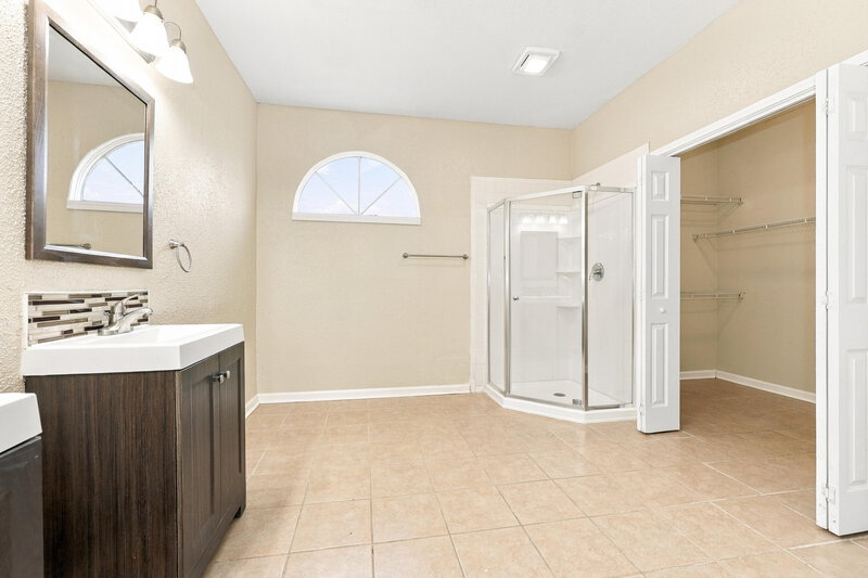 1,790/Mo, 3131 Ciderwood Dr Spring, TX 77373 Primary Bathroom View