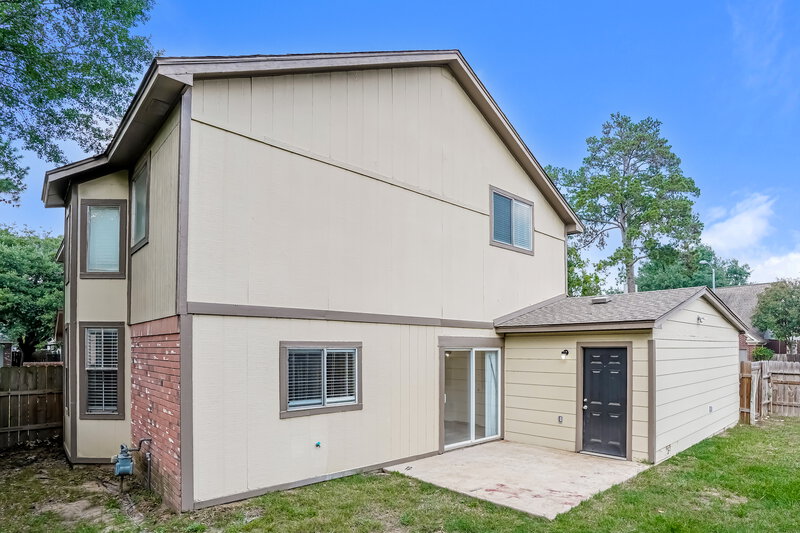 2,005/Mo, 12303 Hamsfield Ct Tomball, TX 77377 Rear View 2