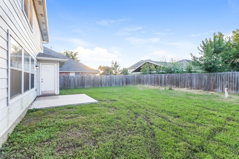 2,240/Mo, 6207 Winter Oak St Pearland, TX 77584 Rear View